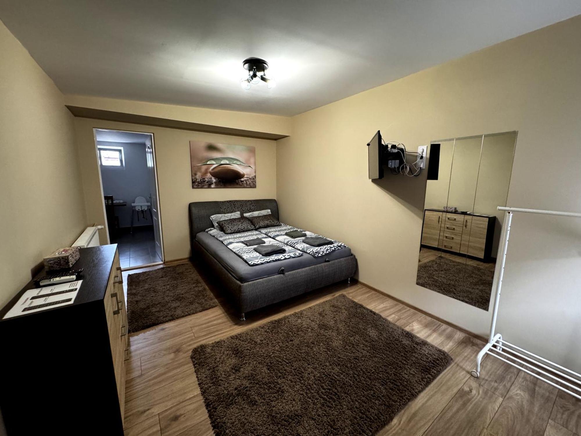 City Apartman นีเรกฮาซา ภายนอก รูปภาพ
