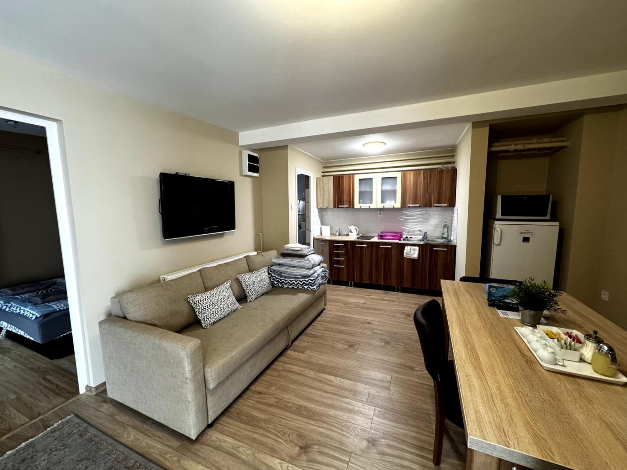 City Apartman นีเรกฮาซา ภายนอก รูปภาพ