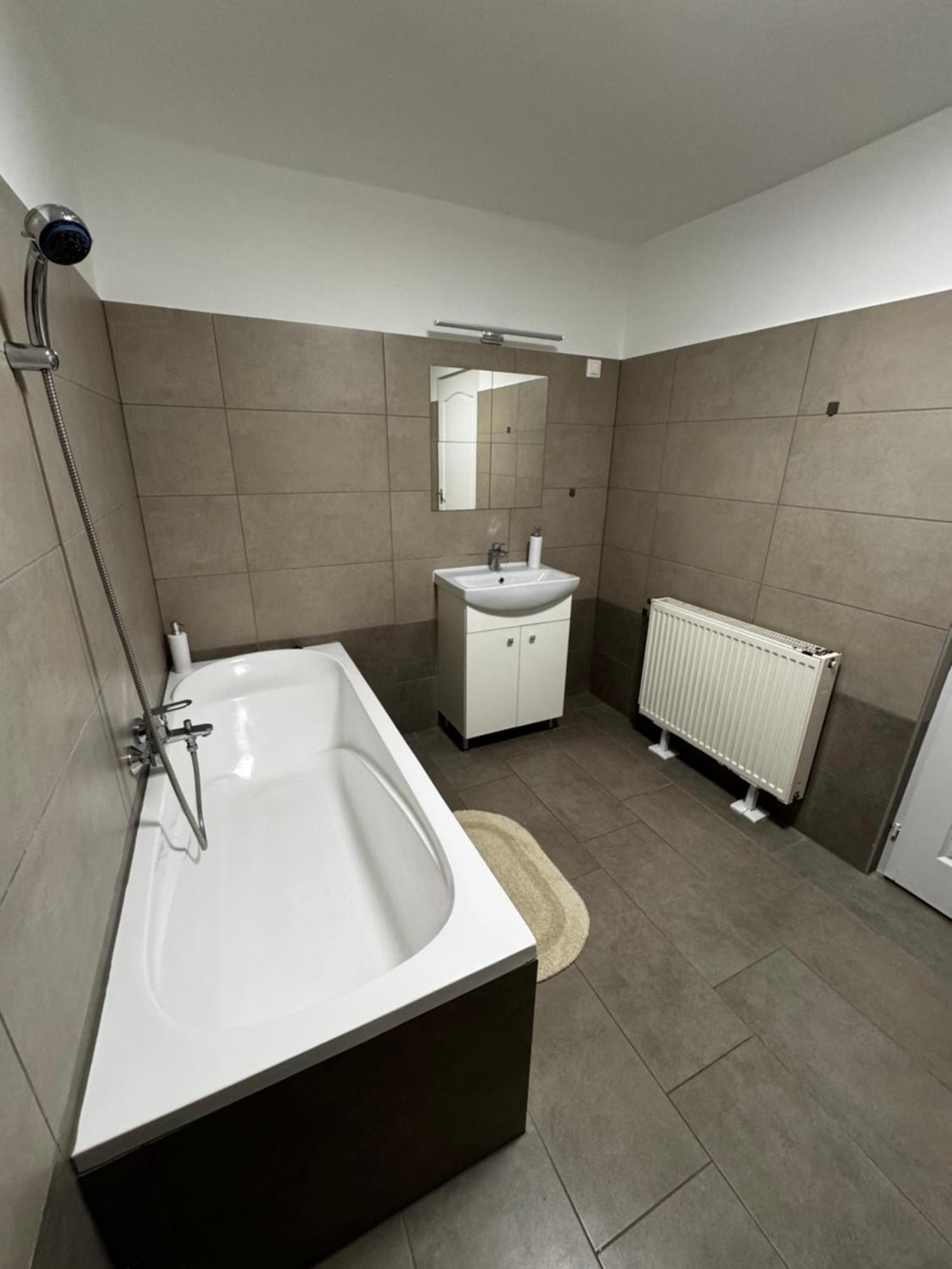 City Apartman นีเรกฮาซา ภายนอก รูปภาพ